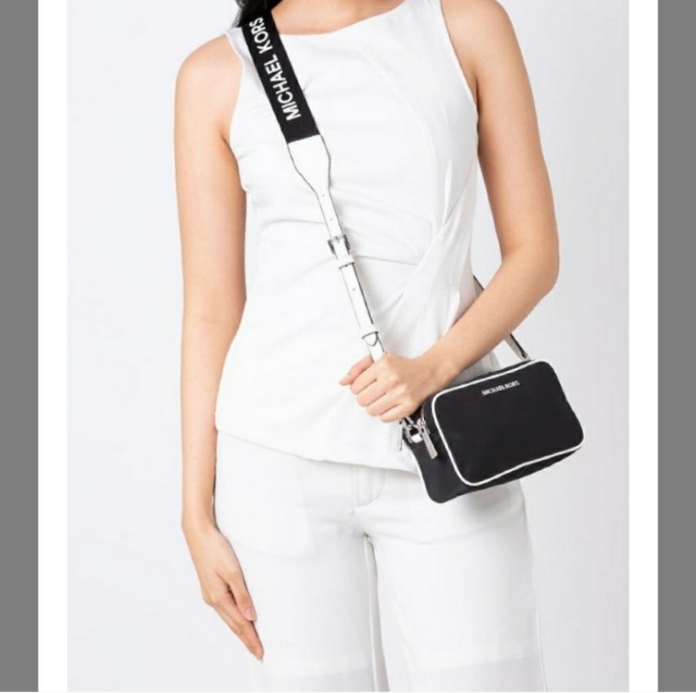 🆕MICHAEL KORS CROSSBAG